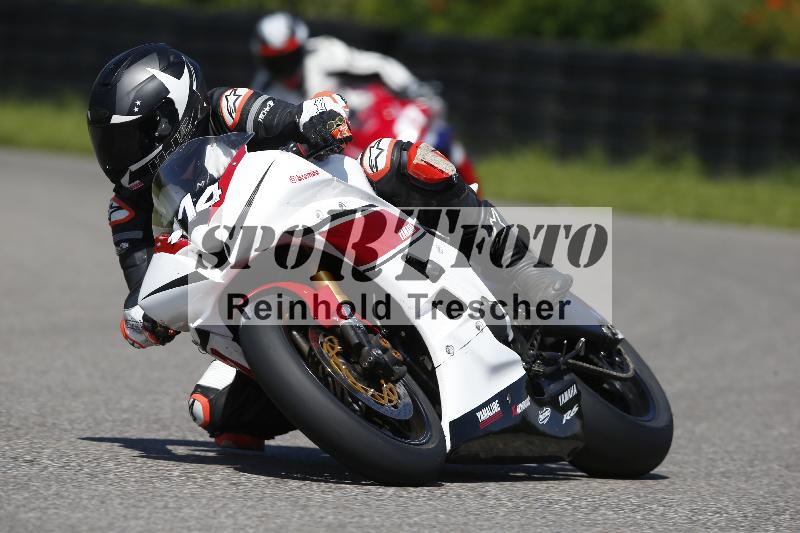 /Archiv-2024/29 12.06.2024 MOTO.CH Track Day ADR/Gruppe rot/114